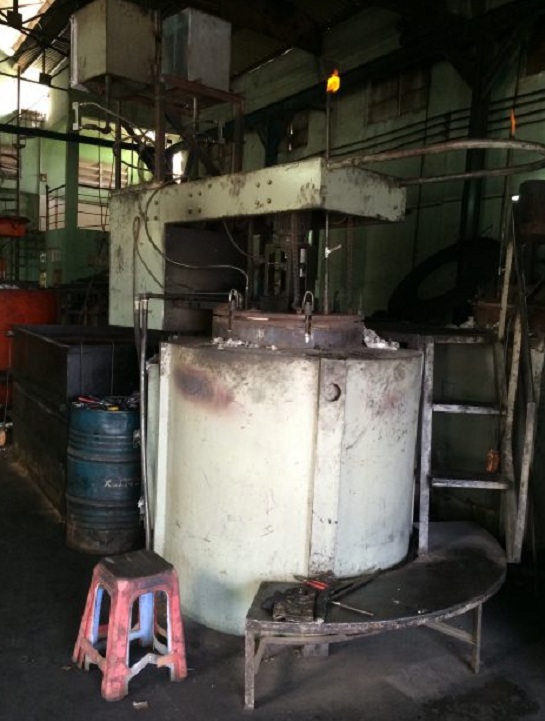 lo-ram-khu-ung-xuat-cho-san-pham